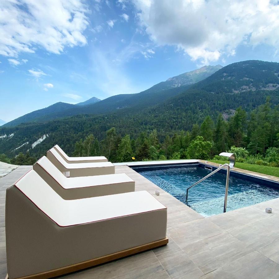 Silou Retreat Hotell Champdepraz Exteriör bild