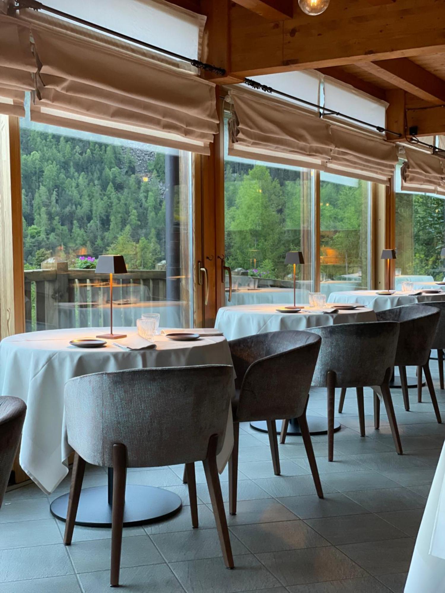 Silou Retreat Hotell Champdepraz Exteriör bild